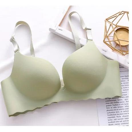 Sutien cu efect de ridicare pentru un contur natural în toată discreția