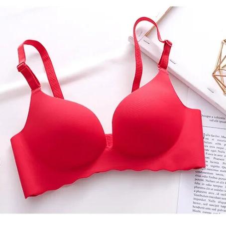 Sutien cu efect de ridicare pentru un contur natural în toată discreția